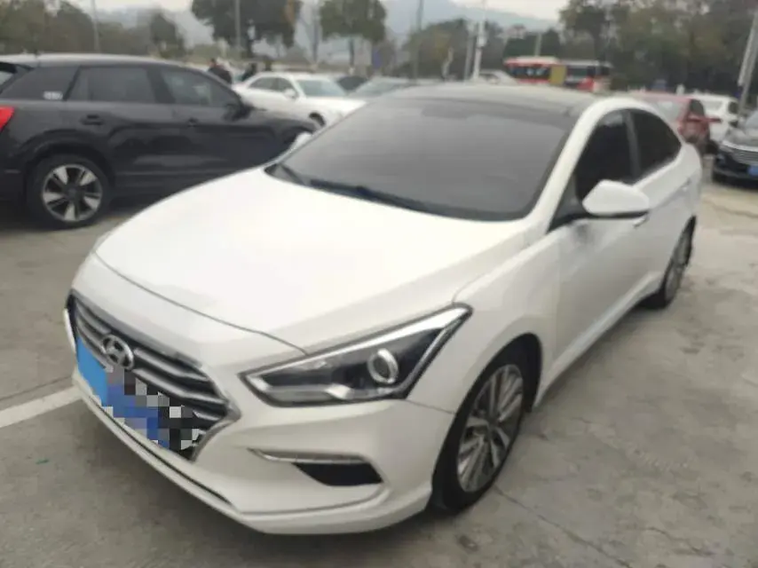2017 Hyundai Mistra 1.8L 143HP L4 6AT