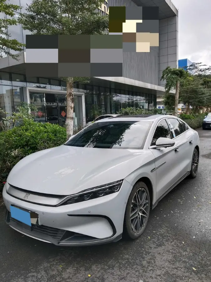 2025 BYD Han BEV 72KWH