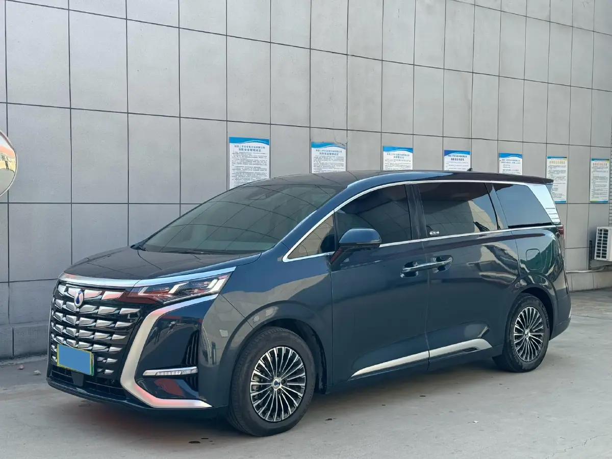 2022 HongQi HS7 3.0T 337HP V6 8AT