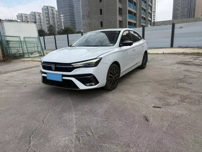 2020 Roewe i5 1.5L 120HP L4 CVT