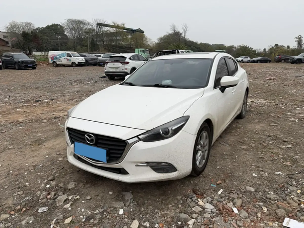 2019 Mazda 3 Axela 1.5L 117HP L4 6AT