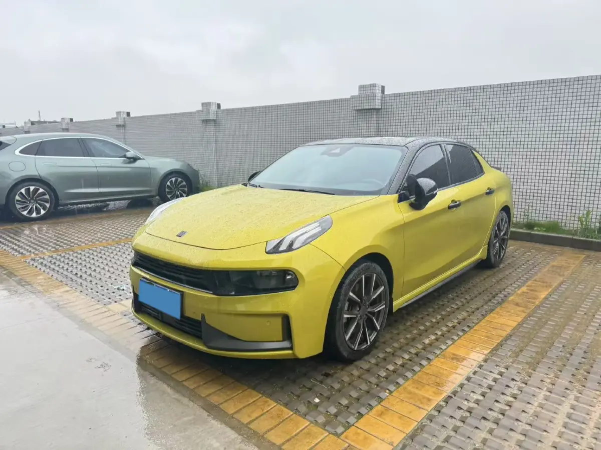 2022 LYNK&CO 03 2.0T 254HP L4 8AT