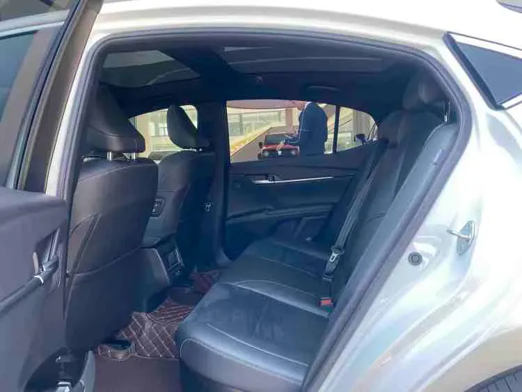 2024 Toyota Camry 2.0L 152HP L4 E-CVT Hybrid,autocango,china used car exporter,china ev exporter,chinese used car exporter,chinese used ev exporter