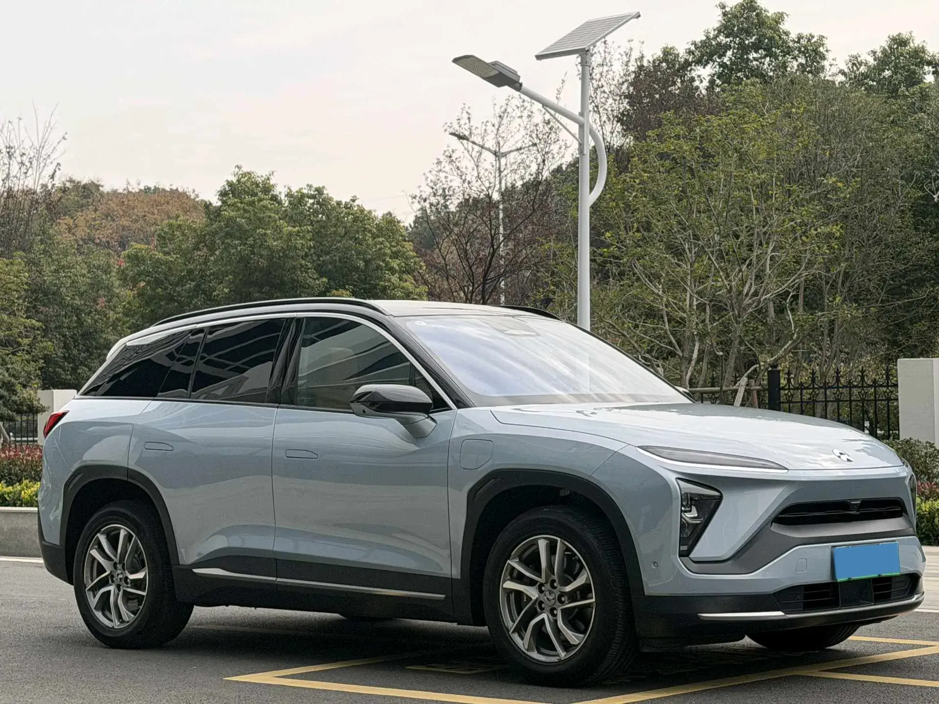 2022 NIO ES6 thumbnail 3