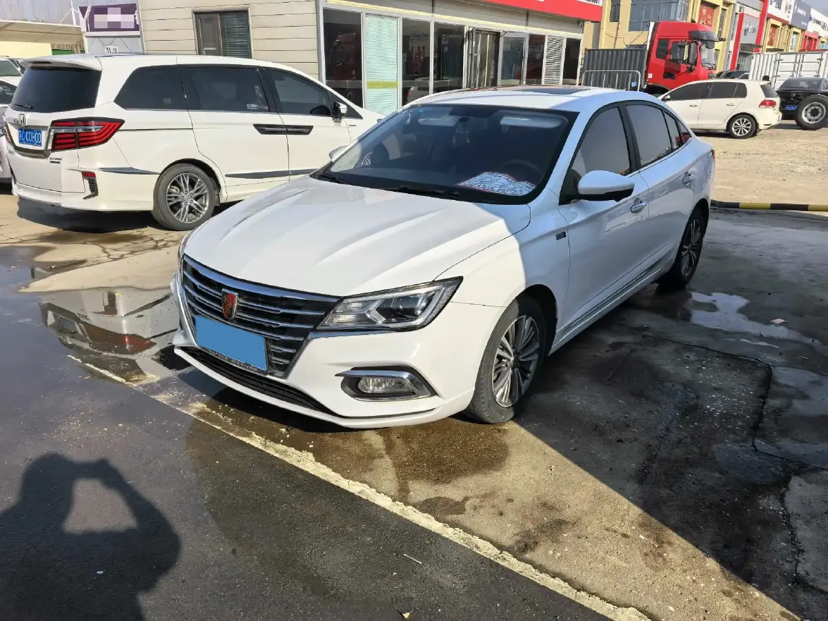 2019 Roewe i5 1.5L 120HP L4 CVT