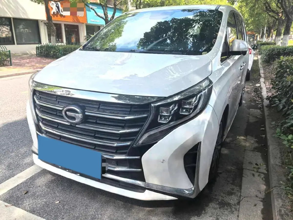 2021 GAC Trumpchi M8 2.0T 252HP L4 8AT