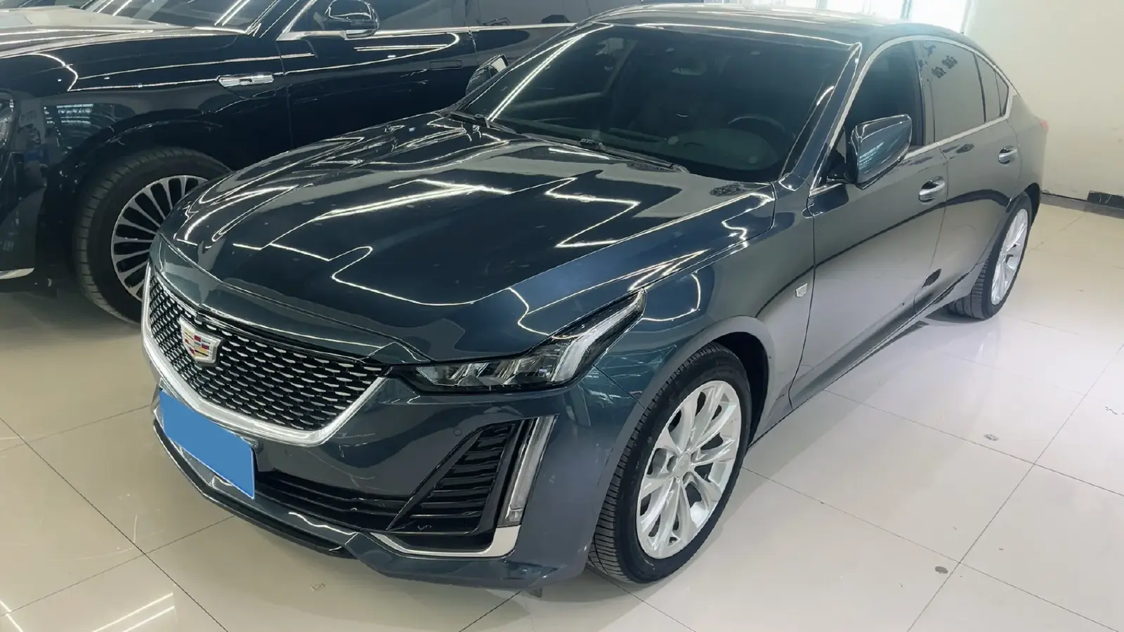 2021 Cadillac CT5 2.0T 237HP L4 10AT