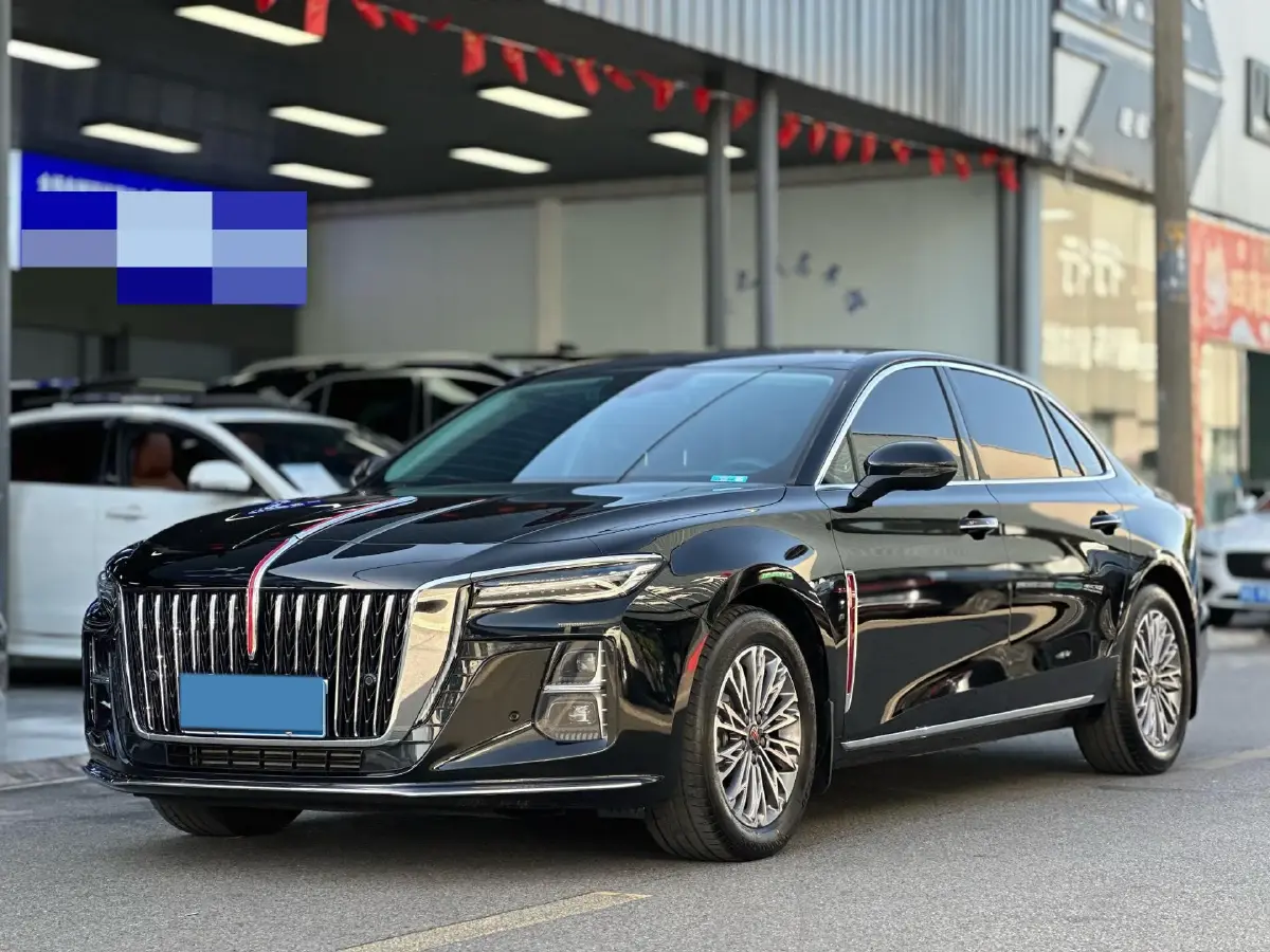 2024 HongQi H5 2.0T 224HP L4 8AT