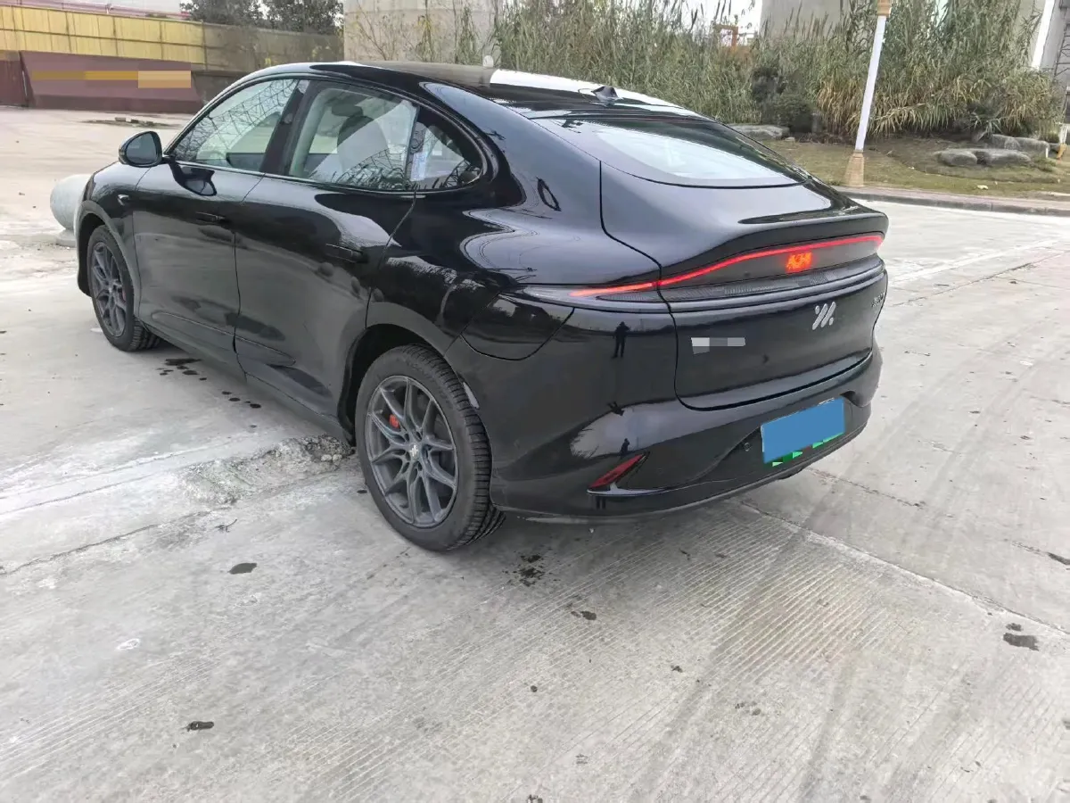 2025 IM LS6 BEV 100KWH,autocango,china used car exporter,china ev exporter,chinese used car exporter,chinese used ev exporter