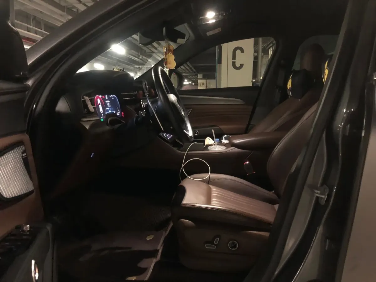 2023 Maserati Grecale 2.0T 300HP L4 8AT,autocango,china used car exporter,china ev exporter,chinese used car exporter,chinese used ev exporter