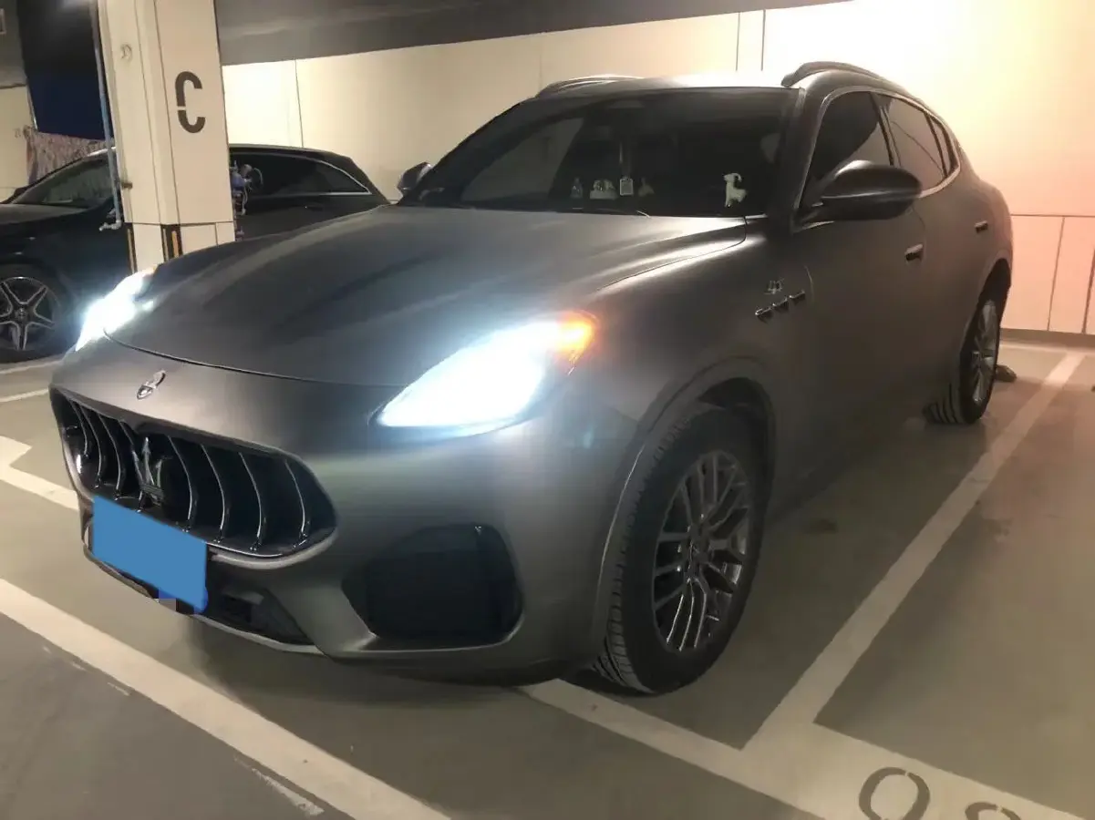 2023 Maserati Grecale 2.0T 300HP L4 8AT