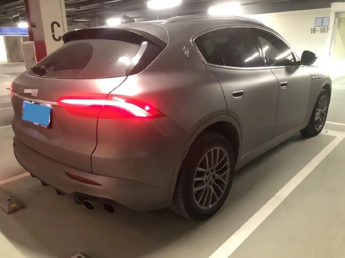 2023 Maserati Grecale 2.0T 300HP L4 8AT,autocango,china used car exporter,china ev exporter,chinese used car exporter,chinese used ev exporter