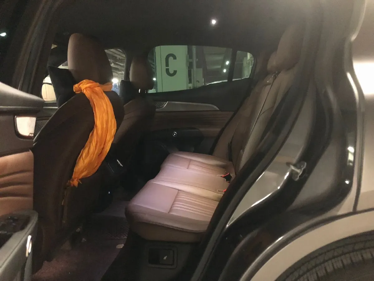 2023 Maserati Grecale 2.0T 300HP L4 8AT,autocango,china used car exporter,china ev exporter,chinese used car exporter,chinese used ev exporter