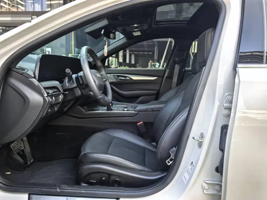 2024 Cadillac CT5 2.0T 237HP L4 10AT,autocango,china used car exporter,china ev exporter,chinese used car exporter,chinese used ev exporter