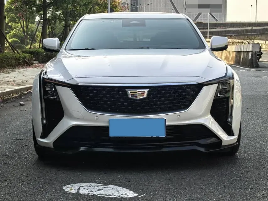 2024 Cadillac CT5 2.0T 237HP L4 10AT,autocango,china used car exporter,china ev exporter,chinese used car exporter,chinese used ev exporter
