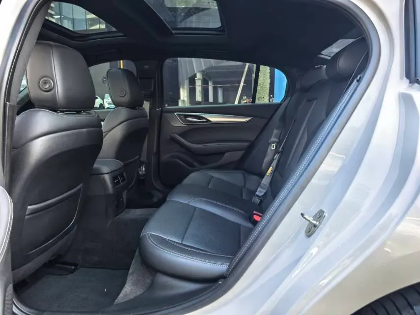 2024 Cadillac CT5 2.0T 237HP L4 10AT,autocango,china used car exporter,china ev exporter,chinese used car exporter,chinese used ev exporter