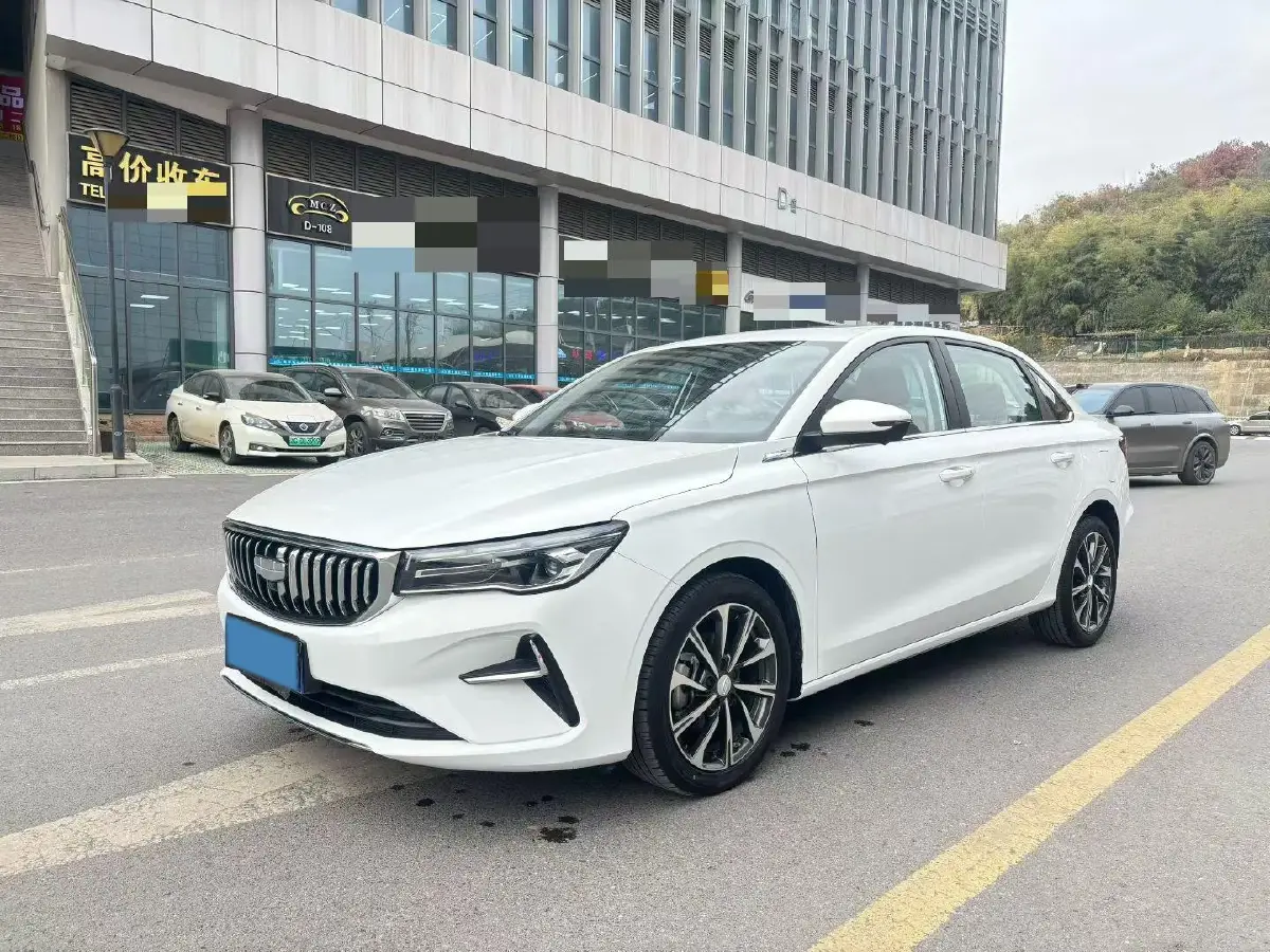 2025 Geely Emgrand 1.5L 127HP L4 CVT