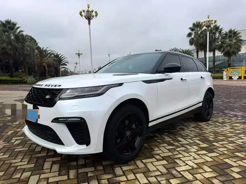 2018 Land Rover Range Rover Velar 2.0T 300HP L4 8AT
