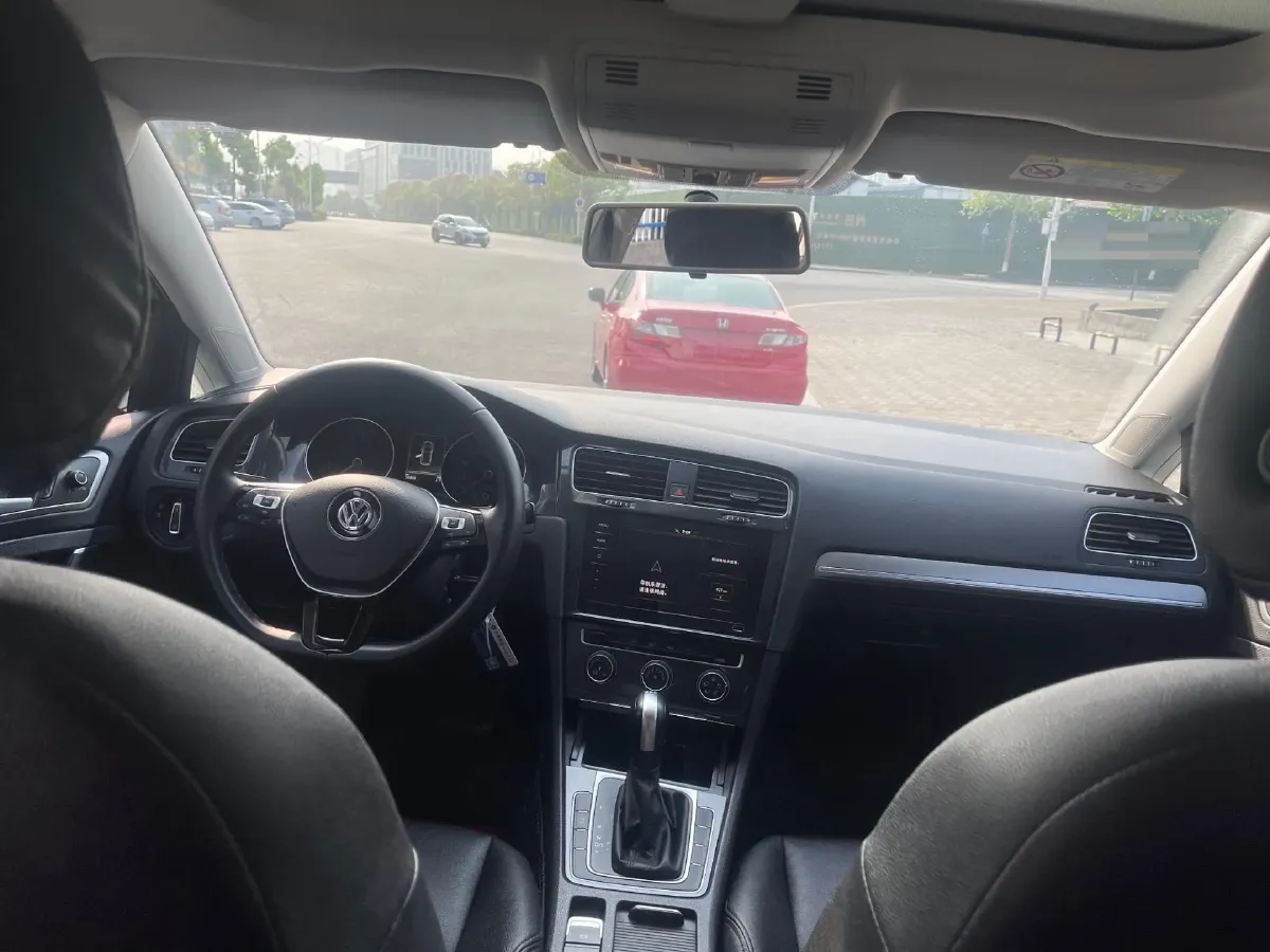 2019 Ford Focus 1.5T 184HP L3 8AT,autocango,china used car exporter,china ev exporter,chinese used car exporter,chinese used ev exporter