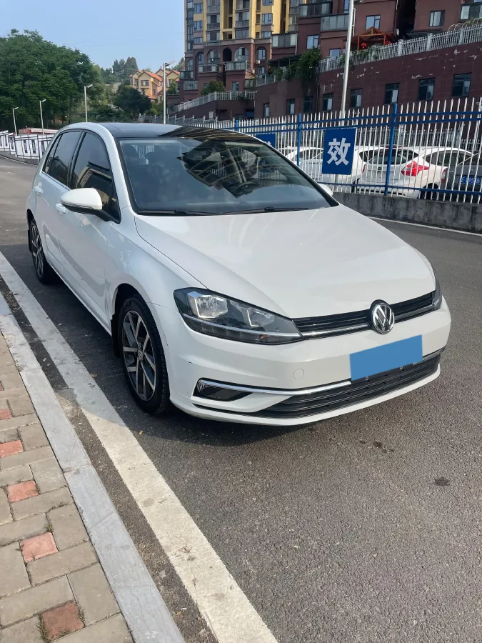 2019 Ford Focus 1.5T 184HP L3 8AT,autocango,china used car exporter,china ev exporter,chinese used car exporter,chinese used ev exporter