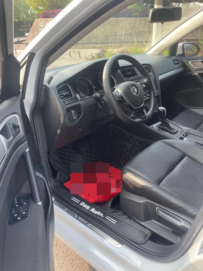 2019 Ford Focus 1.5T 184HP L3 8AT,autocango,china used car exporter,china ev exporter,chinese used car exporter,chinese used ev exporter