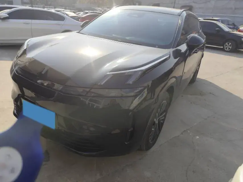 2025 LYNK&CO 08 EM-P 1.5T 163HP L4 3DHT PHEV 21.2KWH