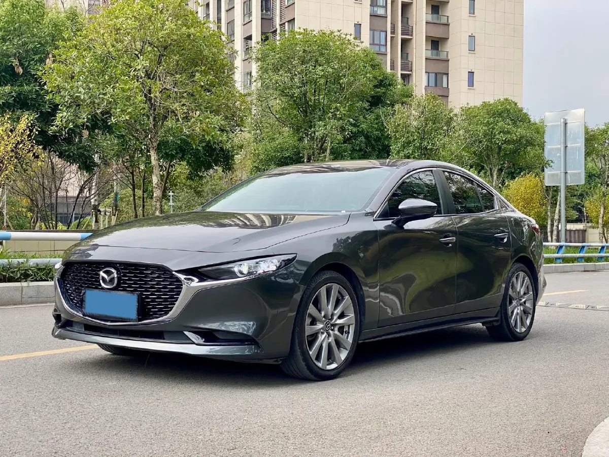 2021 Mazda 3 Axela 2.0L 158HP L4 6AT