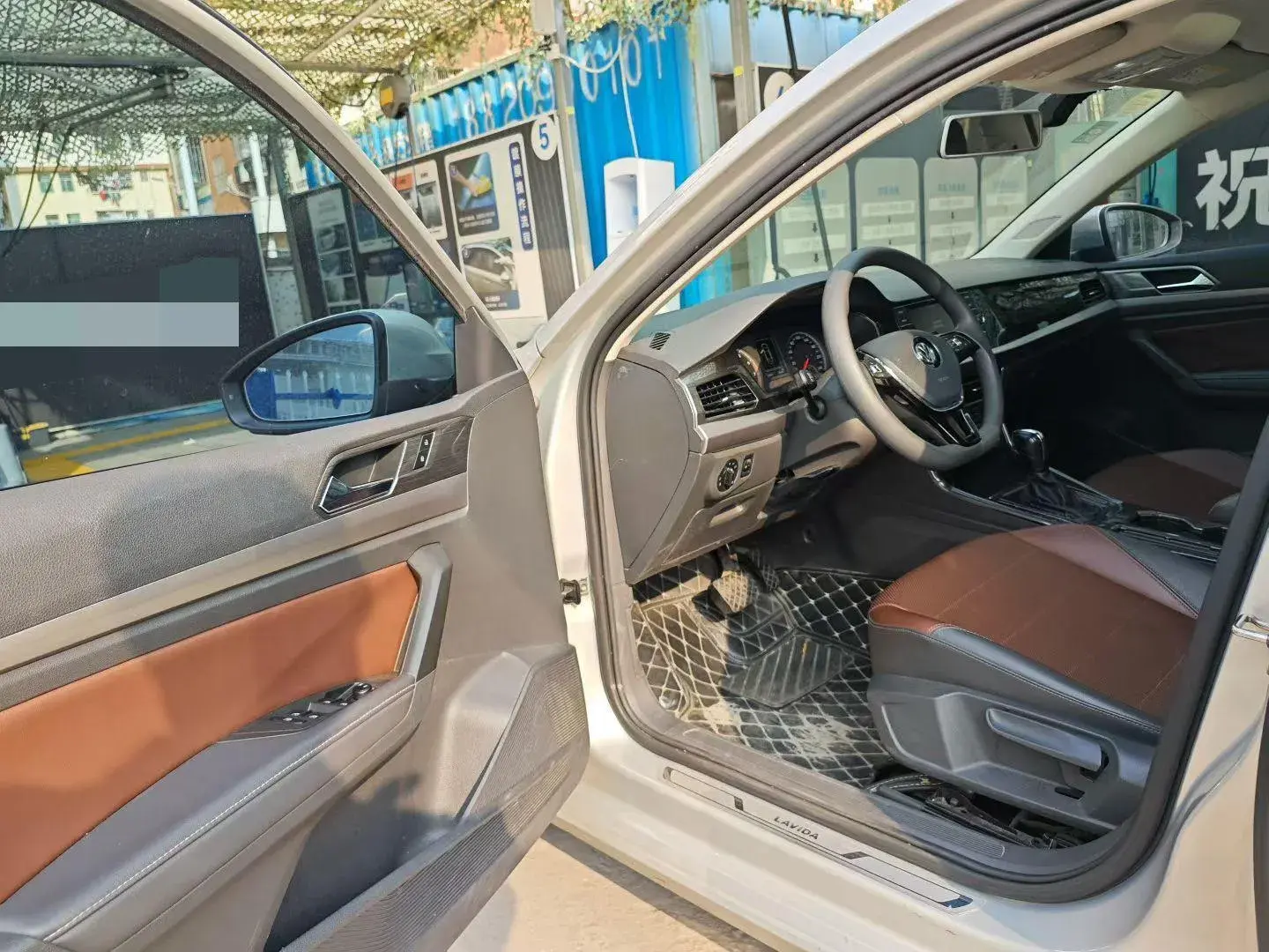 2018 VOLKSWAGEN LAVIDA thumbnail 4