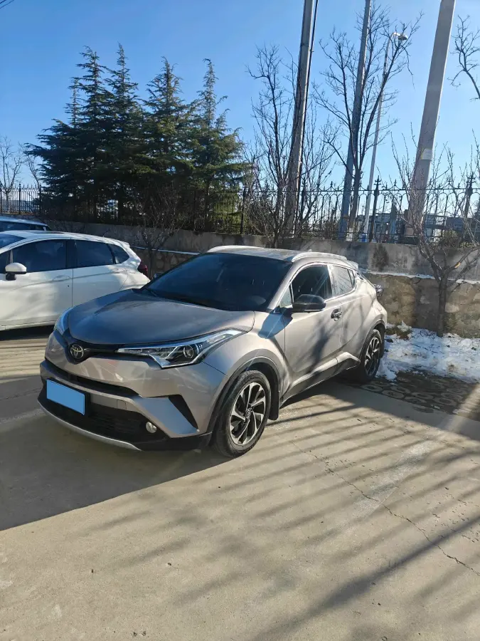 2018 Toyota C-HR 2.0L 171HP L4 CVT