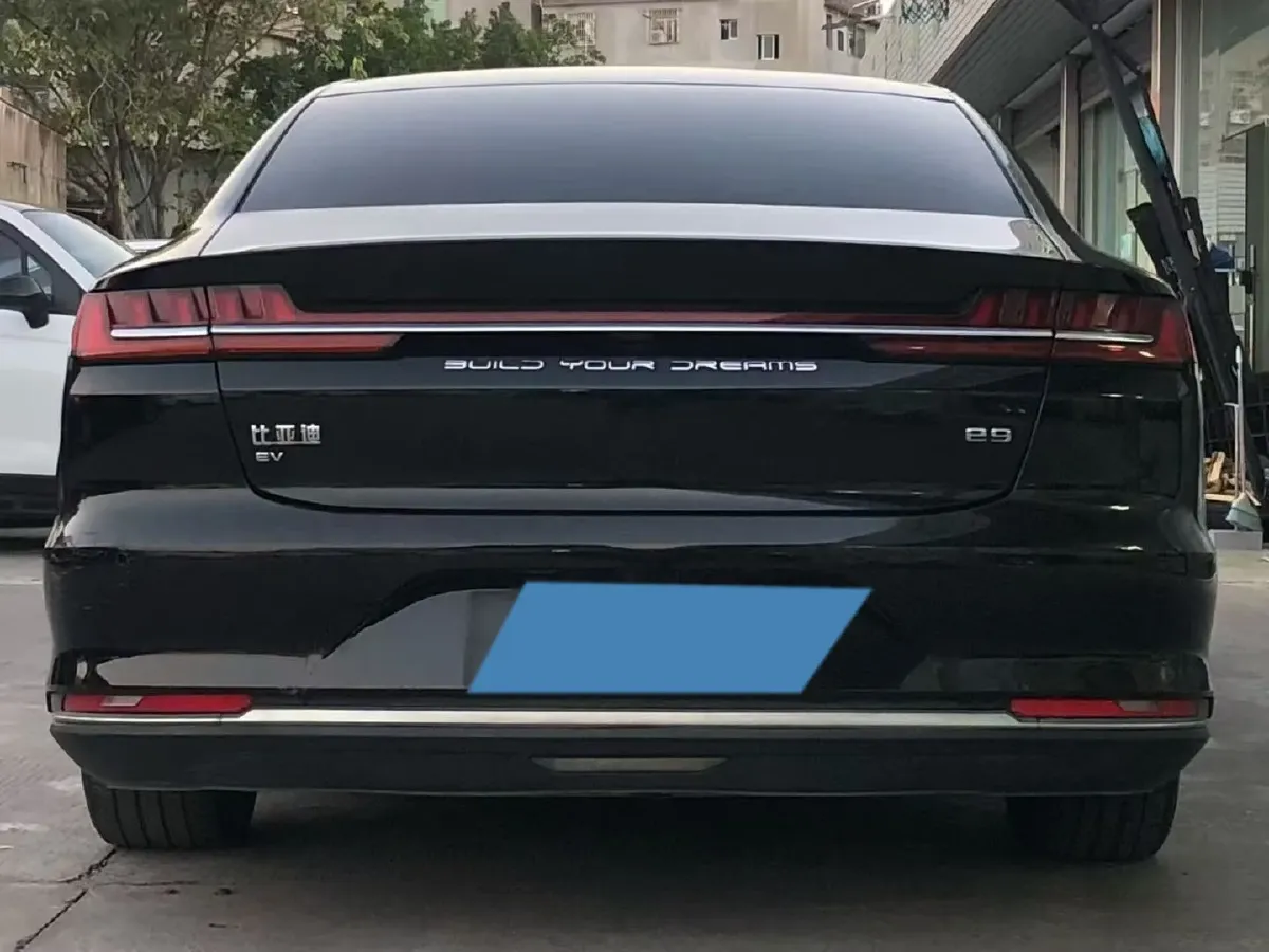 2022 BYD e9 BEV 63.36KWH,autocango,china used car exporter,china ev exporter,chinese used car exporter,chinese used ev exporter