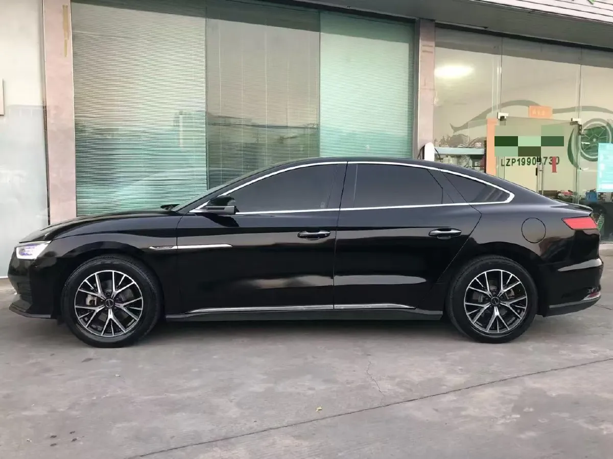 2022 BYD e9 BEV 63.36KWH,autocango,china used car exporter,china ev exporter,chinese used car exporter,chinese used ev exporter