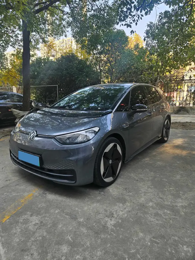 2023 Volkswagen ID.3 BEV 52.8KWH