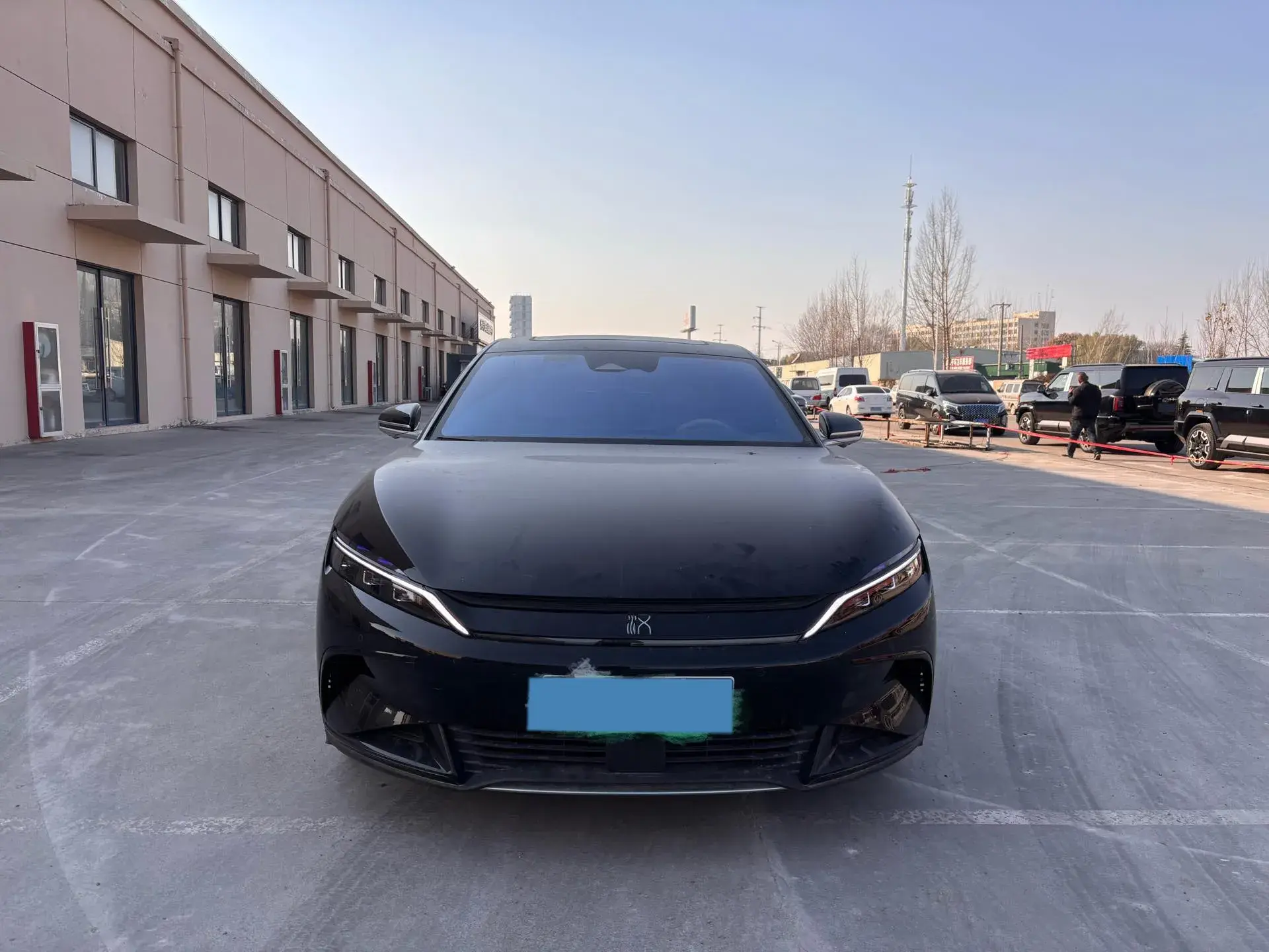 2024 BYD HAN thumbnail 2