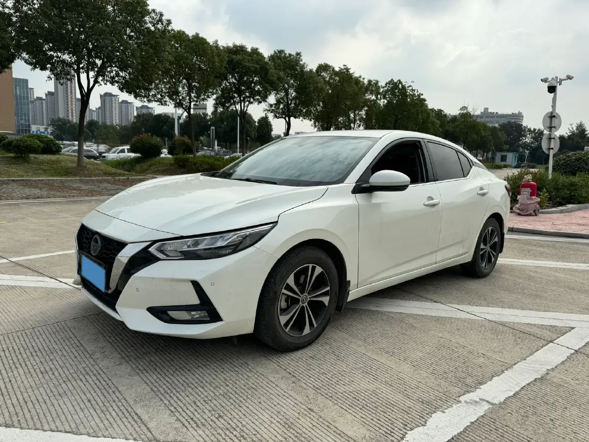 2023 Nissan Sylphy 1.6L 135HP L4 CVT