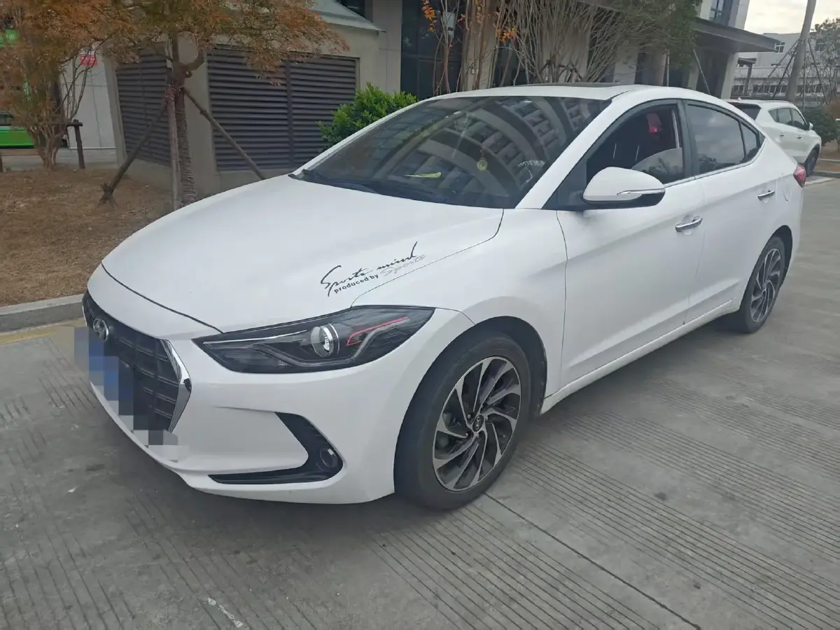 2019 Hyundai Elantra 1.4T 130HP L4 7DCT
