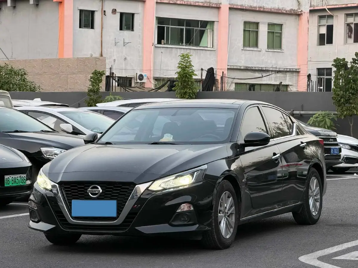 2020 Nissan Teana 2.0L 159HP L4 CVT