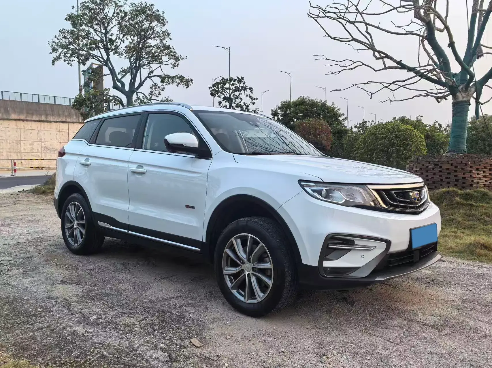 2018 GEELY AZKARRA thumbnail 2
