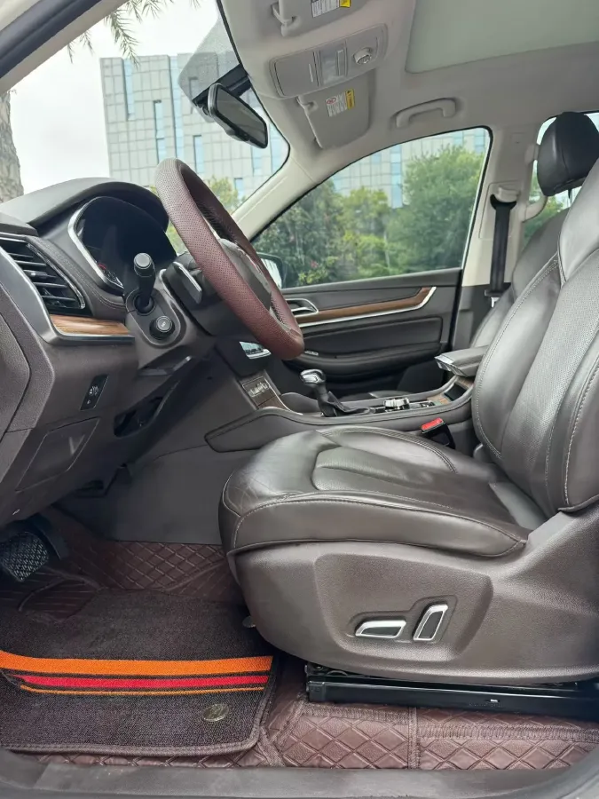 2019 Roewe RX8 2.0T 222HP L4 6AT,autocango,china used car exporter,china ev exporter,chinese used car exporter,chinese used ev exporter