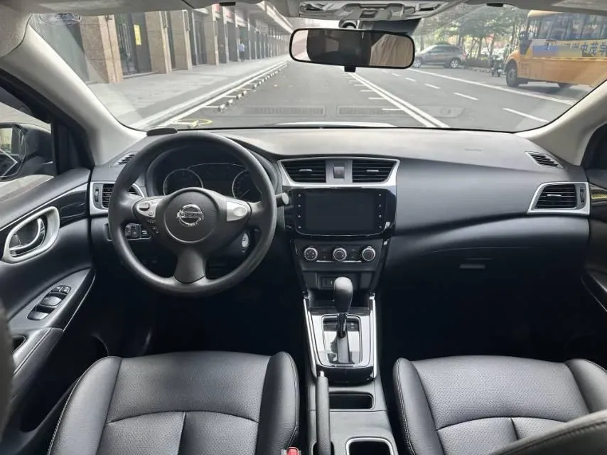 2021 Nissan Sylphy 1.6L 122HP L4 CVT,autocango,china used car exporter,china ev exporter,chinese used car exporter,chinese used ev exporter