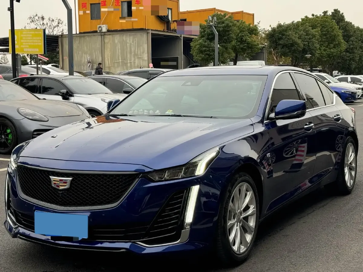 2023 Cadillac CT5 2.0T 237HP L4 10AT