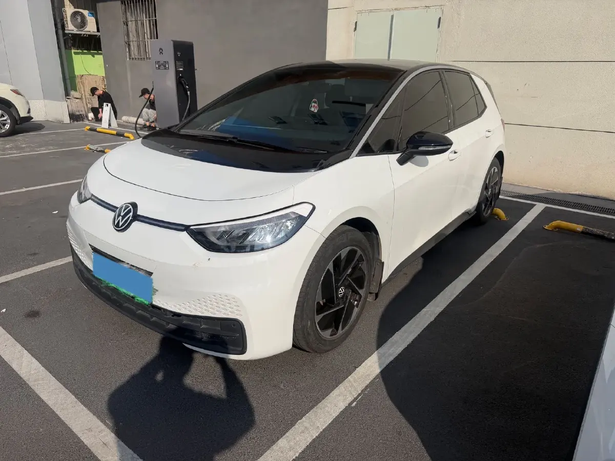 2024 Volkswagen ID.3 BEV 52.8KWH