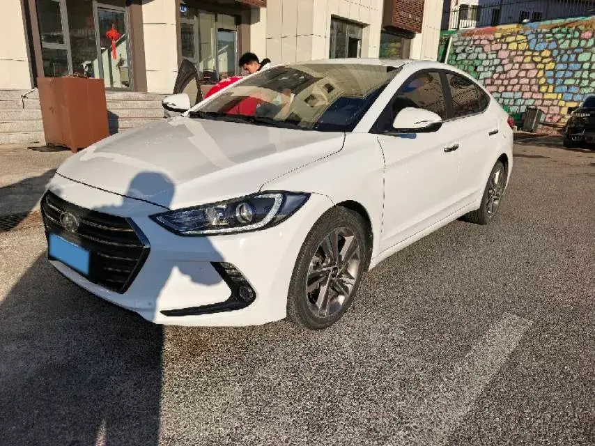 2016 Hyundai Elantra 1.6L 130HP L4 6AT