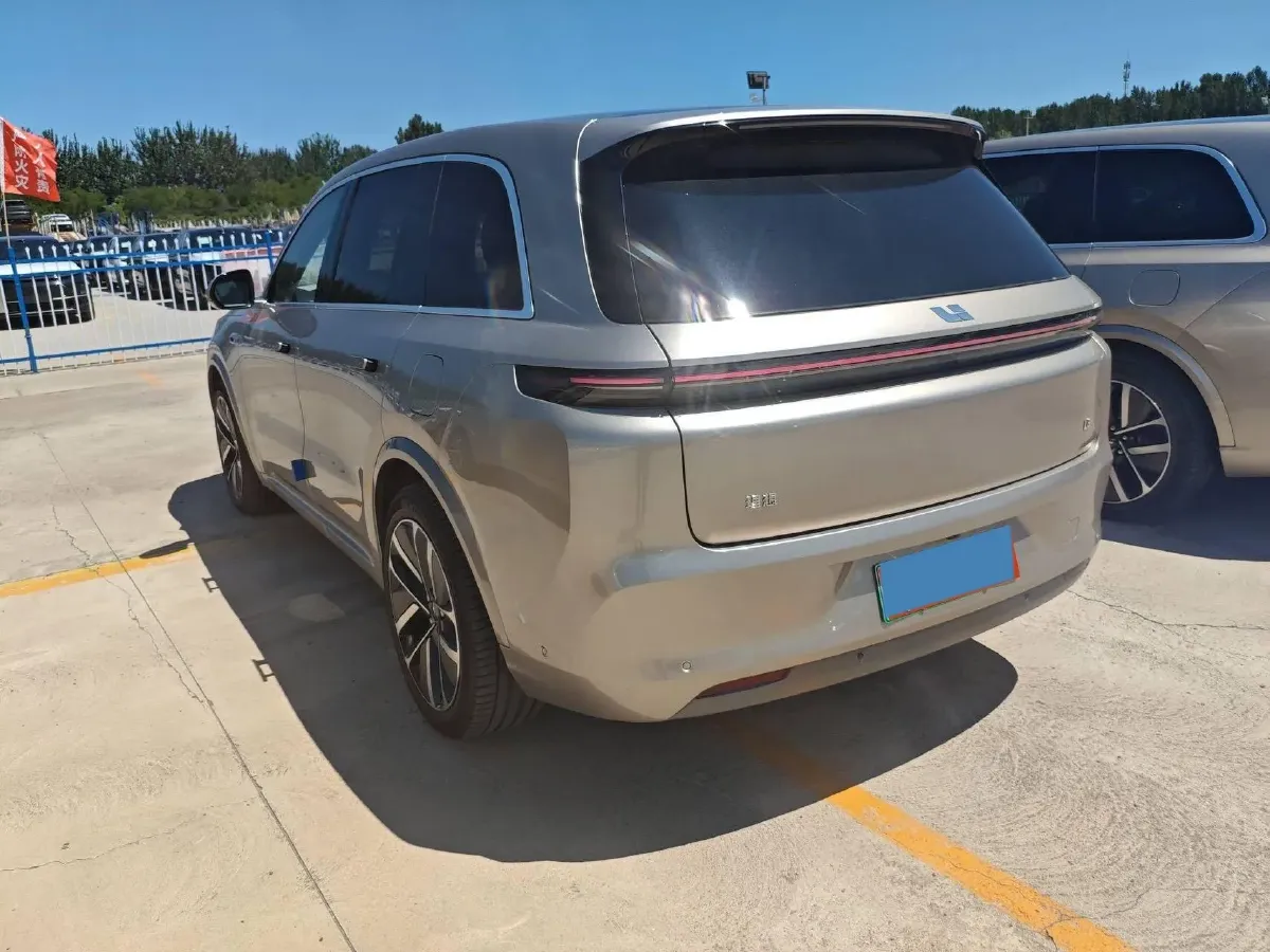 2024 Ford Bronco 2.3T 275HP L4 10AT,autocango,china used car exporter,china ev exporter,chinese used car exporter,chinese used ev exporter