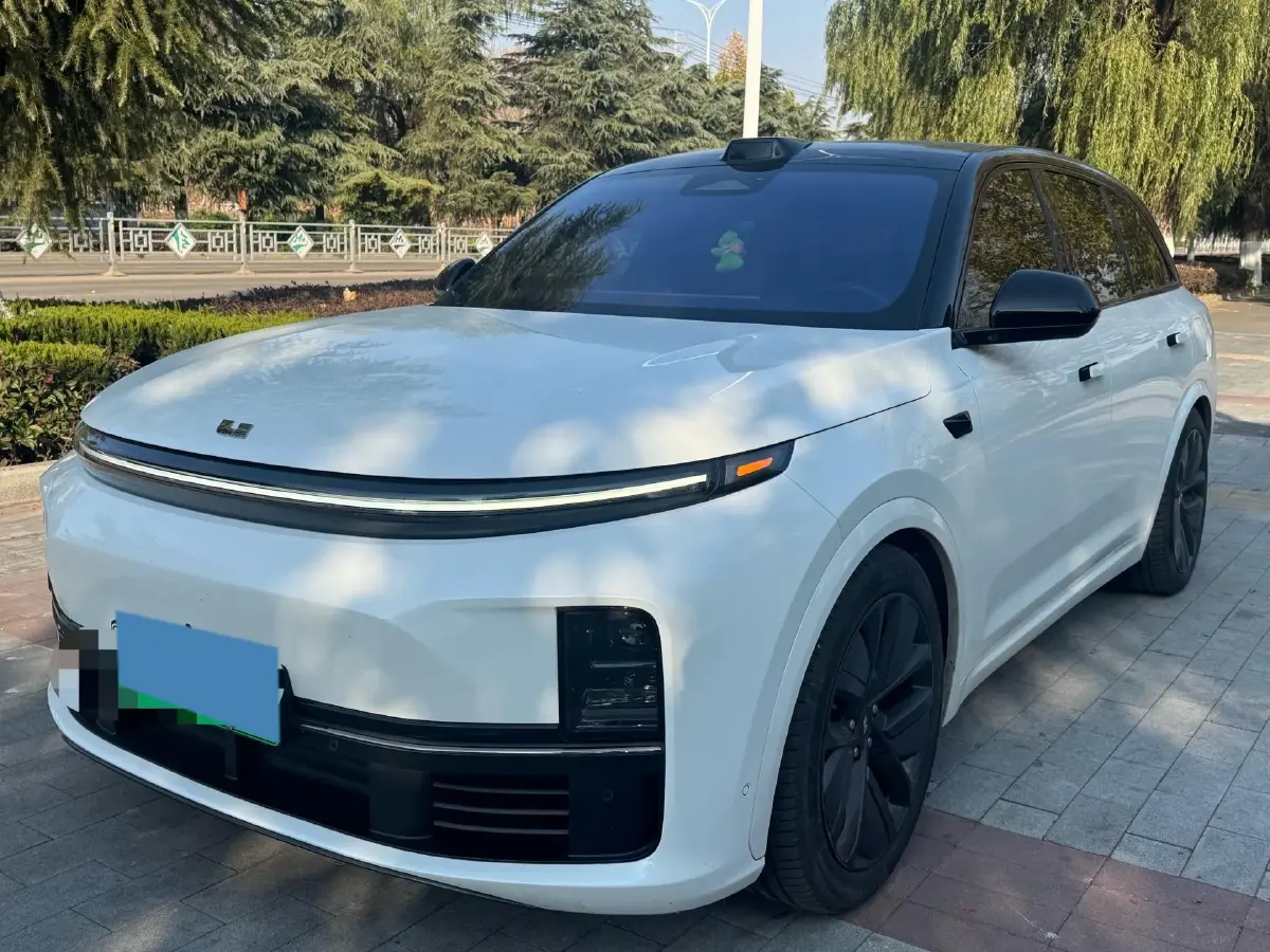 2024 Li L8 Range Extended 154HP REEV 52.3KWH