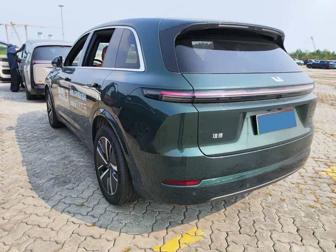 2024 Li L7 Range Extended 154HP REEV 42.8KWH,autocango,china used car exporter,china ev exporter,chinese used car exporter,chinese used ev exporter