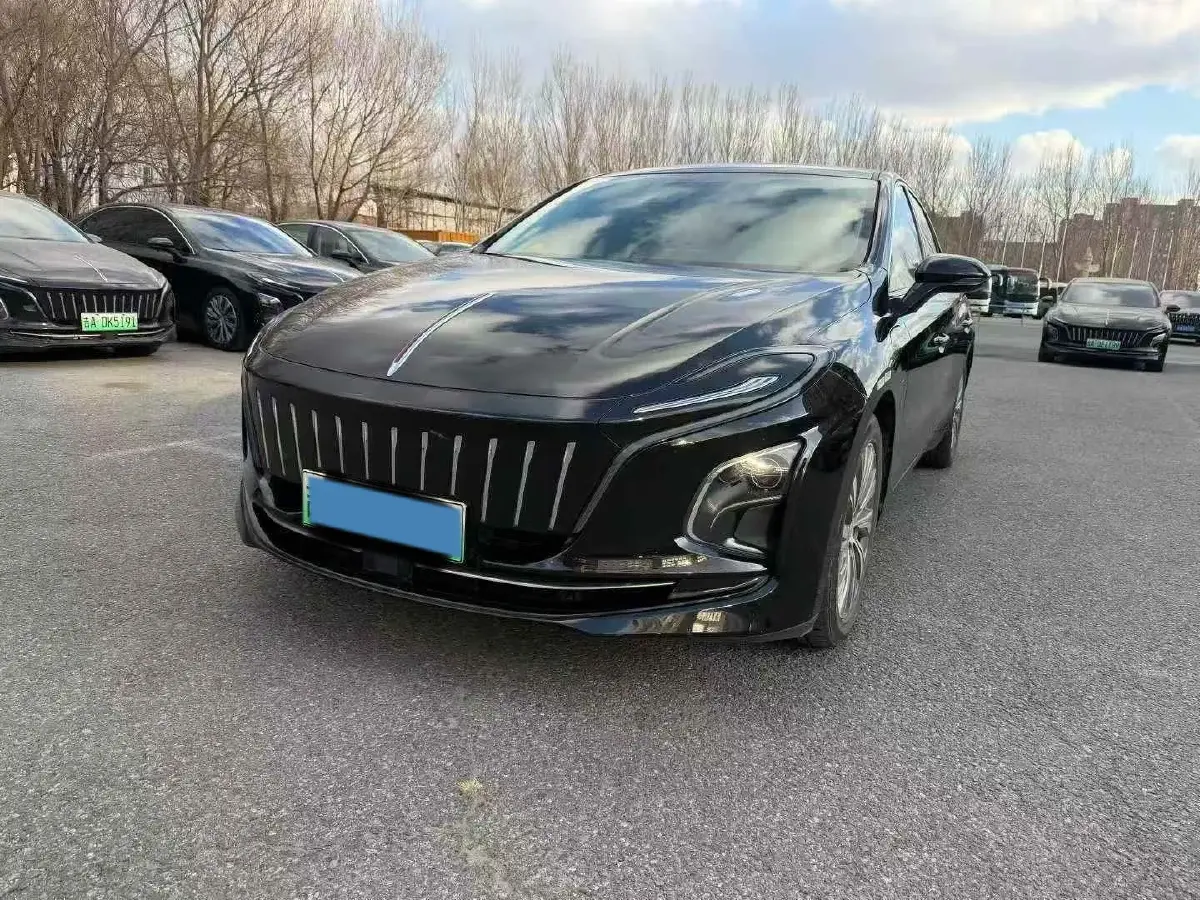 2023 HongQi E-QM5 BEV 82KWH
