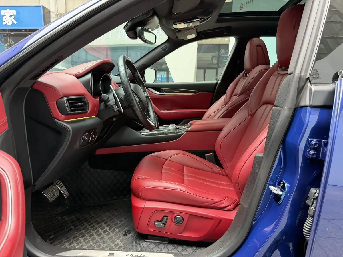 2018 Maserati Levante 3.0T 350HP V6 8AT,autocango,china used car exporter,china ev exporter,chinese used car exporter,chinese used ev exporter