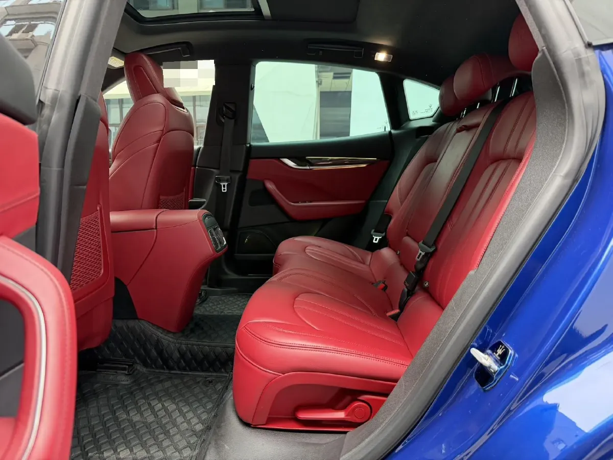 2018 Maserati Levante 3.0T 350HP V6 8AT,autocango,china used car exporter,china ev exporter,chinese used car exporter,chinese used ev exporter