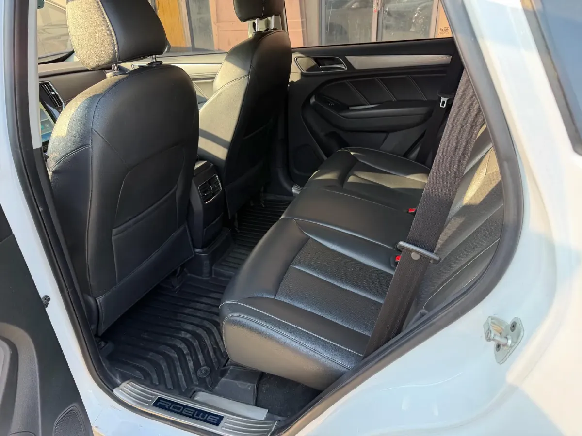 2019 Mitsubishi Eclipse Cross 1.5T 170HP L4 6MT,autocango,china used car exporter,china ev exporter,chinese used car exporter,chinese used ev exporter