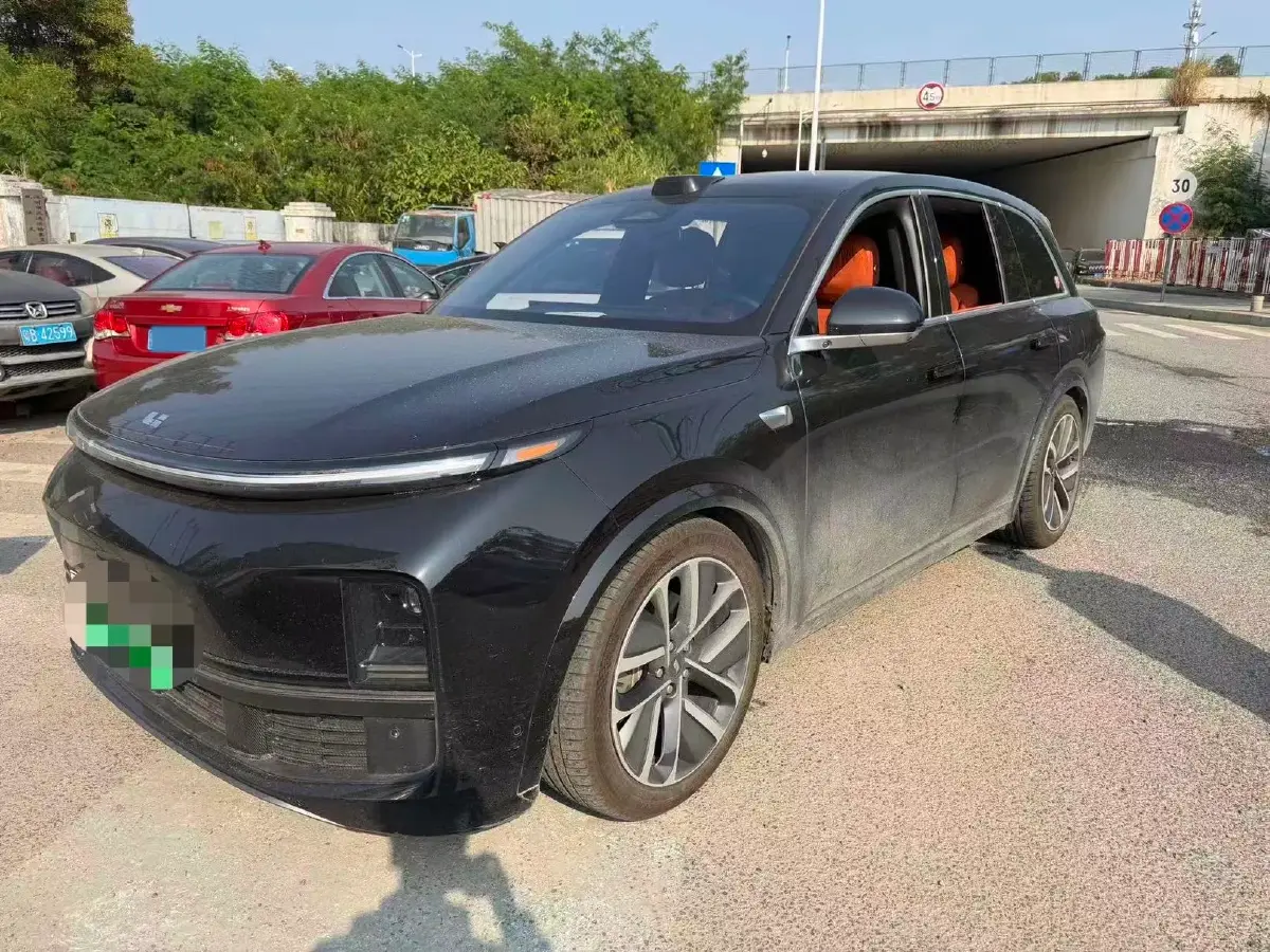 2024 Toyota Granvia 2.5L 189HP L4 E-CVT Hybrid